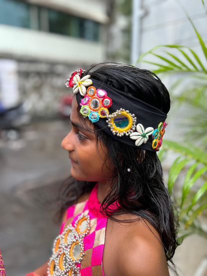 Shambhavi Festive Hairband