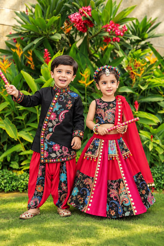 Dev- Diya Navratri Twin Set